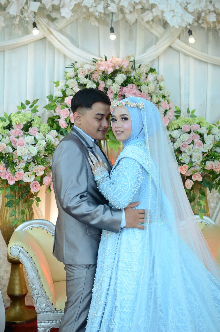 neng ajeng Pratiwi s profile icon