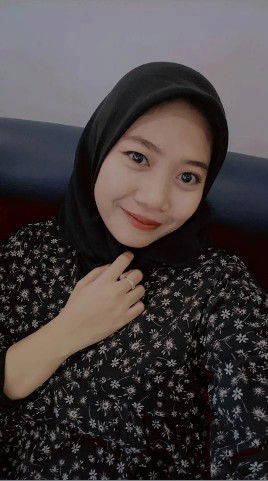 Riza Mawarni profile icon