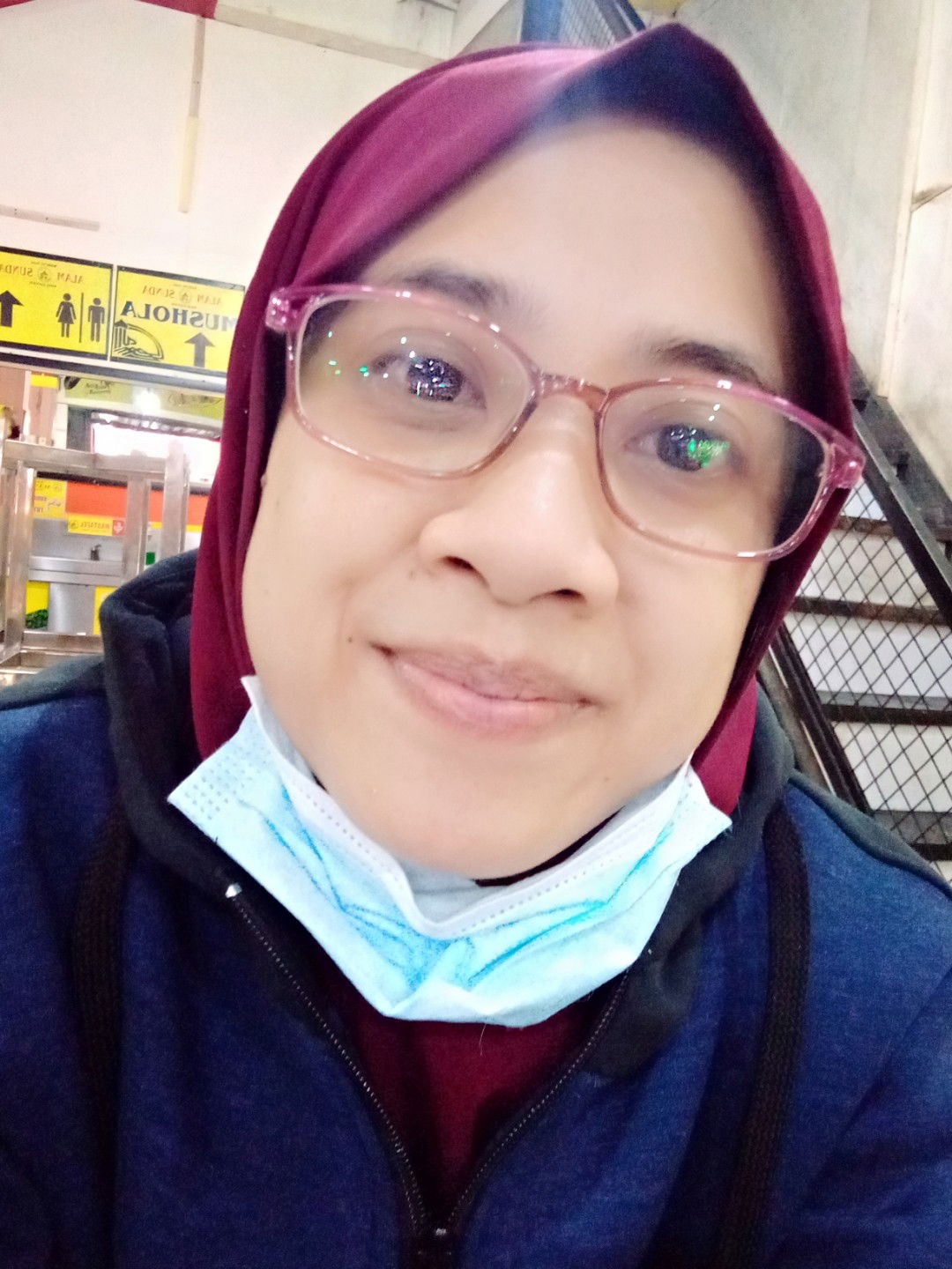 Widya Sugiarti Pratiwi profile icon