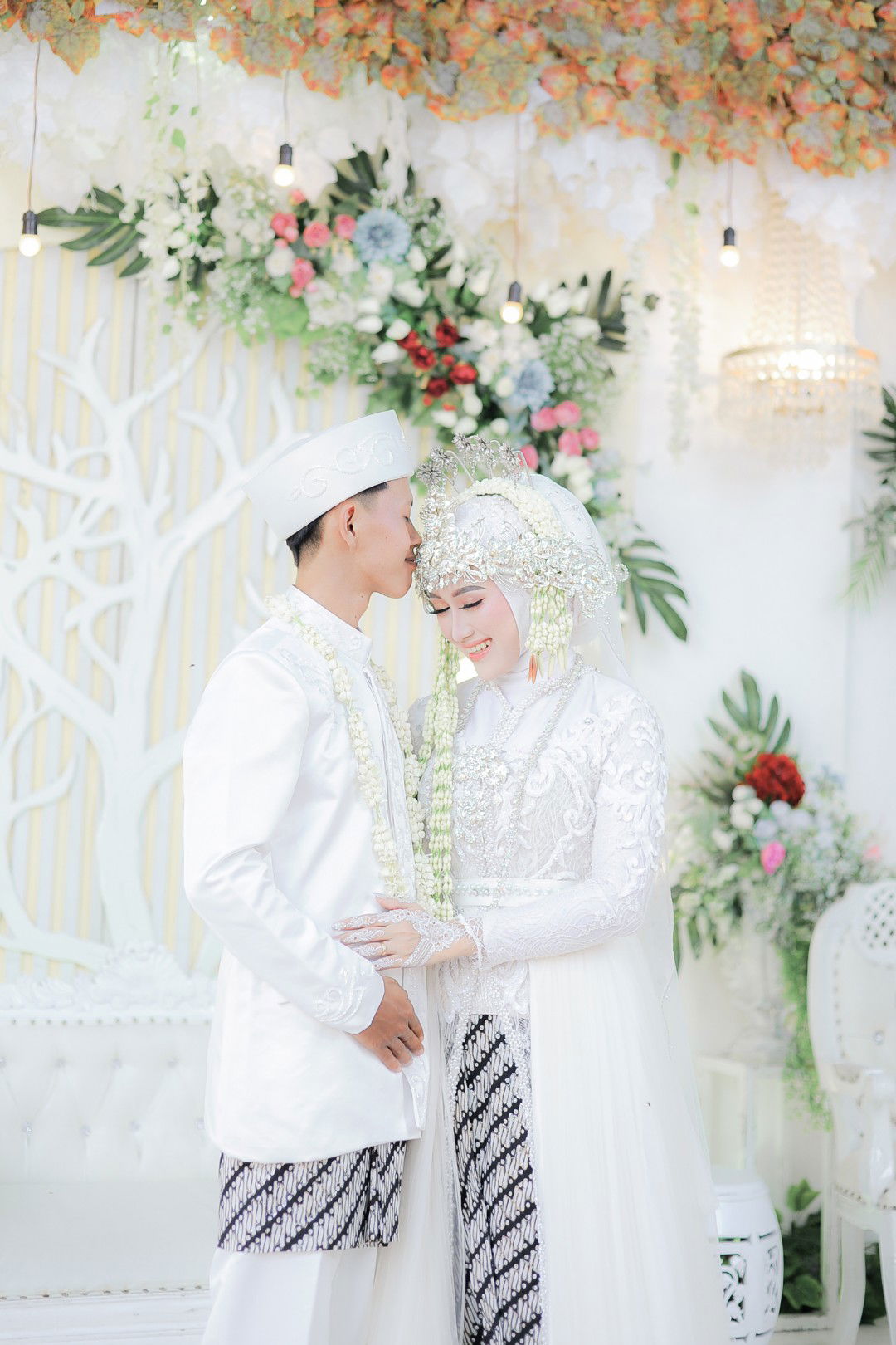 Meli Nur Chotijah profile icon