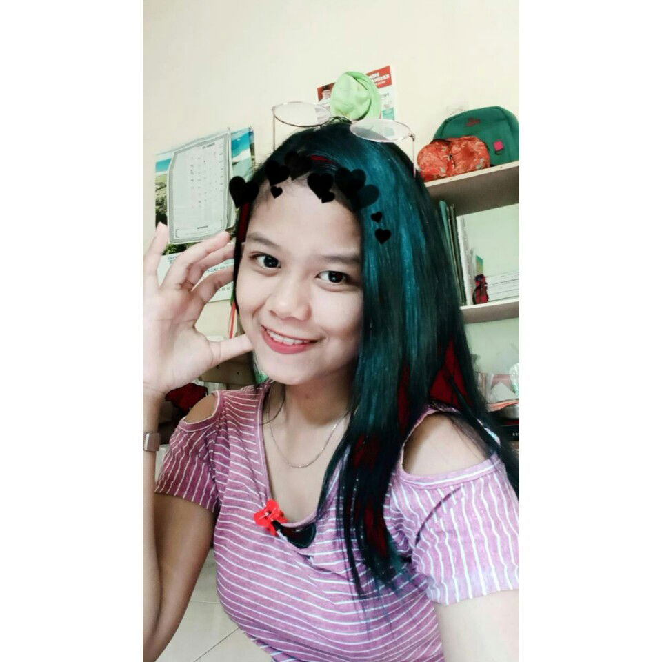 Iluh Putri Rhyu profile icon