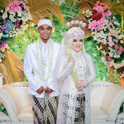 Tia Maesaroh profile icon