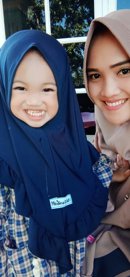 Ria Agustina profile icon