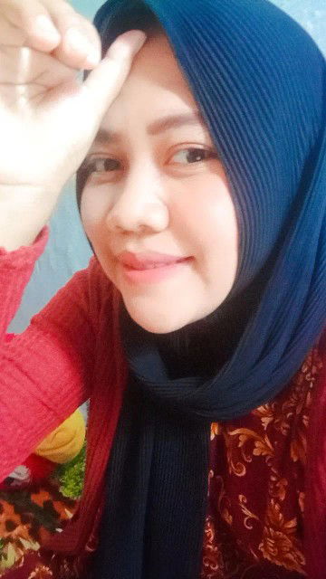 Rini Rosdiani profile icon