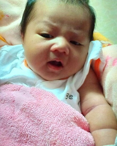 ลูกไม่ถ่ายกังวลจัง