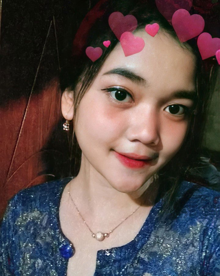 esti anjanijuwita profile icon