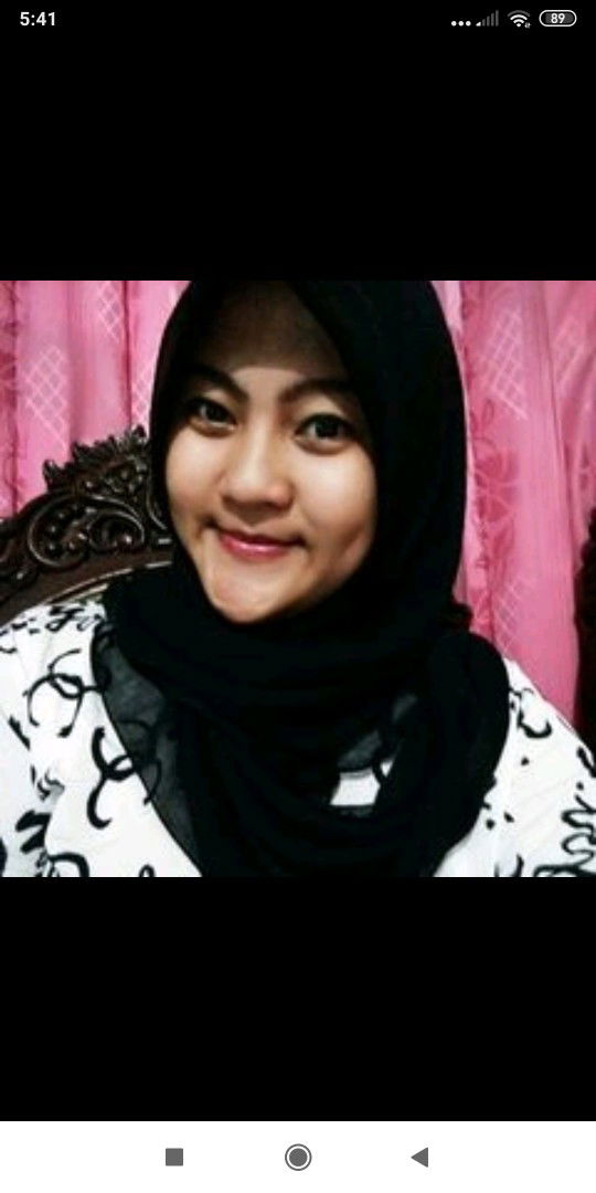 Apriyanti Apri profile icon