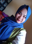 Dhewi Yanti profile icon