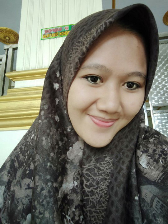 Nur Husniatul Jamilah profile icon