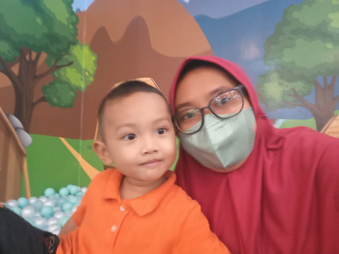 Lya Novitasari profile icon