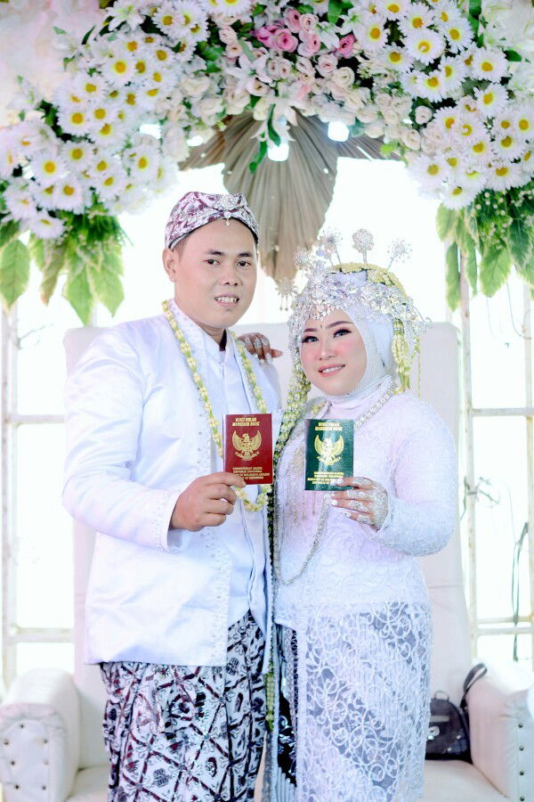 Devi Nuraini Umniati profile icon