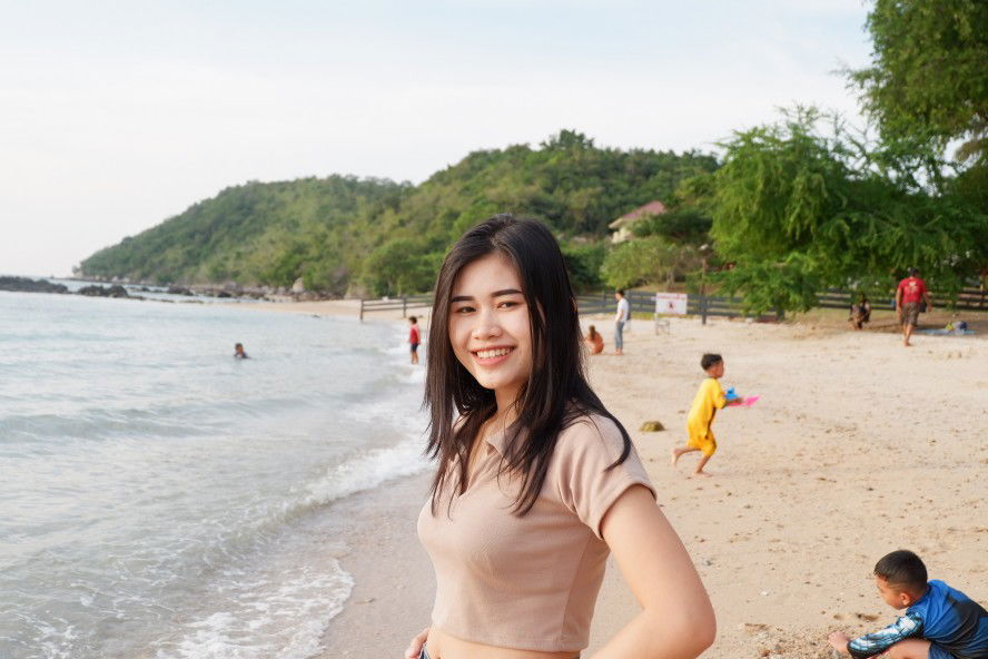 Sutida Srijumphon profile icon