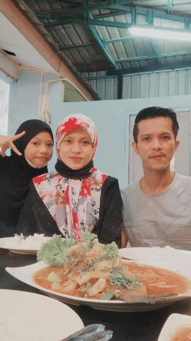 NUR HISHAM profile icon