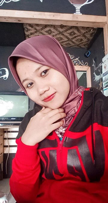 rahmalia khoerun nisa profile icon