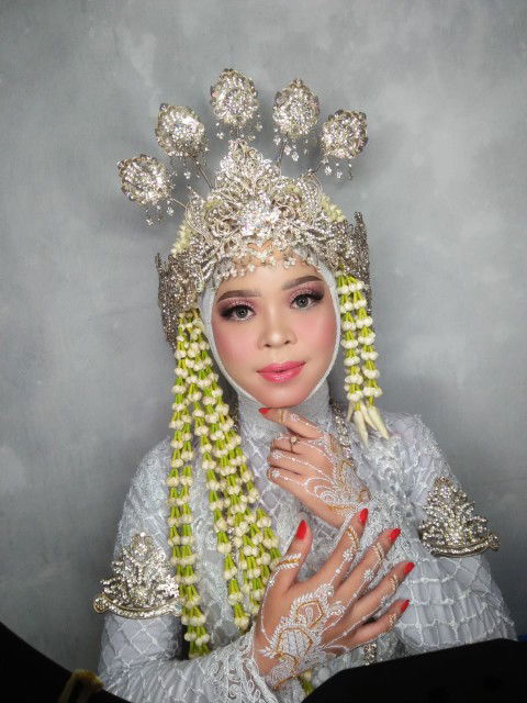 Yanti Nirmala profile icon