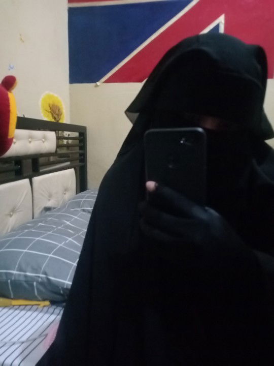 Siti Nur Fadilah profile icon