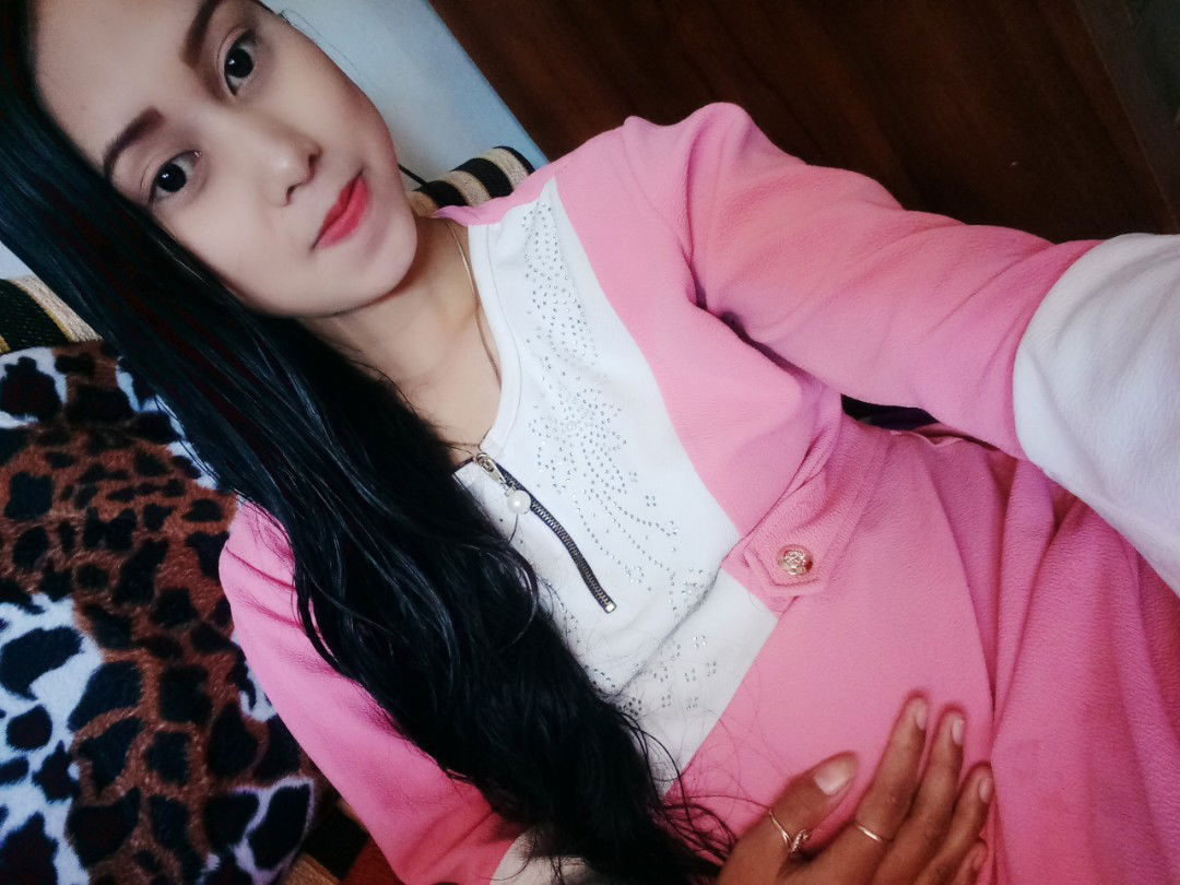 Laylatul Munawaroh profile icon