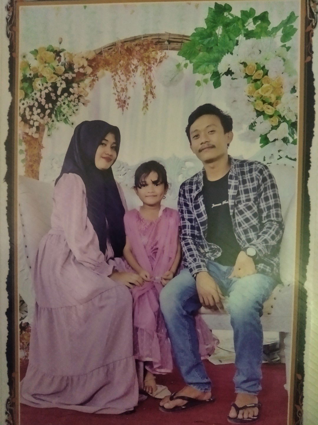 intan permatasari profile icon