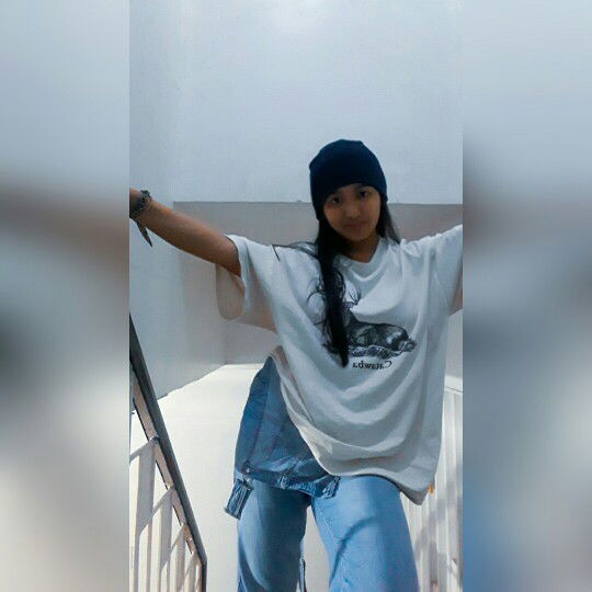 Roselyne Jezzabelle L. Maximo profile icon