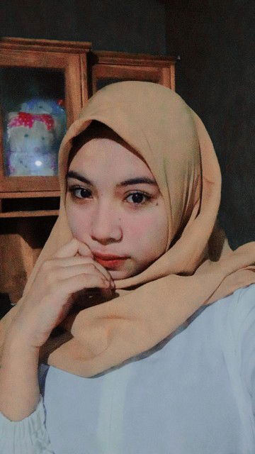 Anisa setya aizatur R profile icon