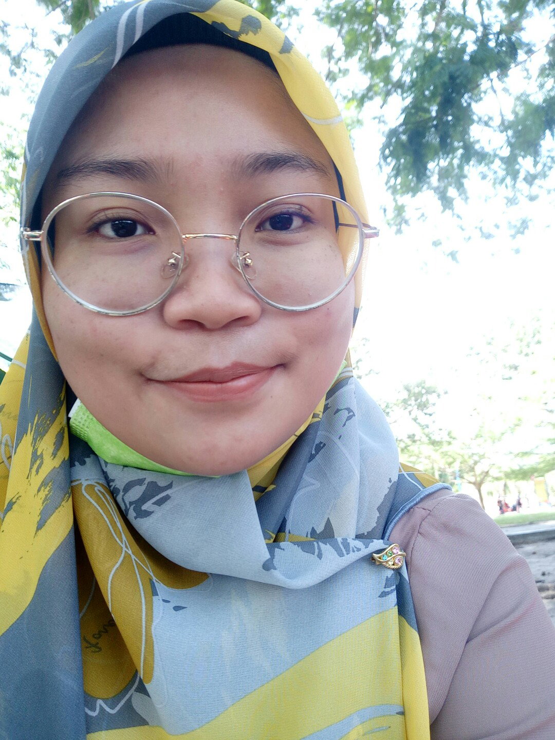 nur syanisa binti zainal abidin  profile icon