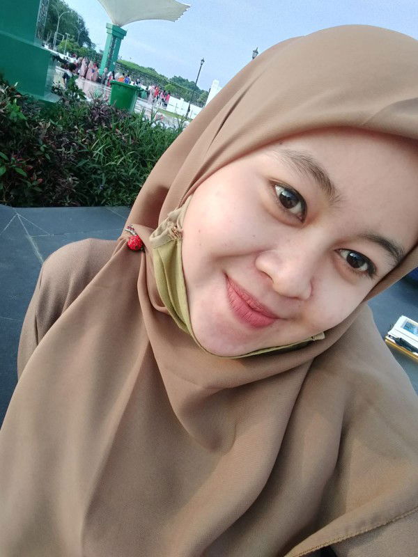 lutfah awaliyah profile icon