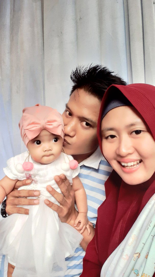 Nina Helpiana profile icon