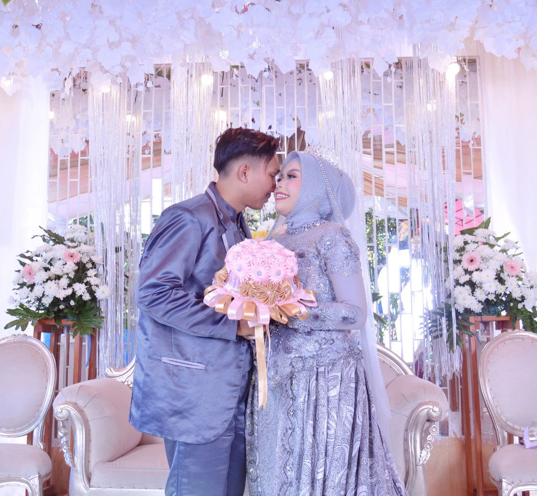 Erni Sri Marlina profile icon