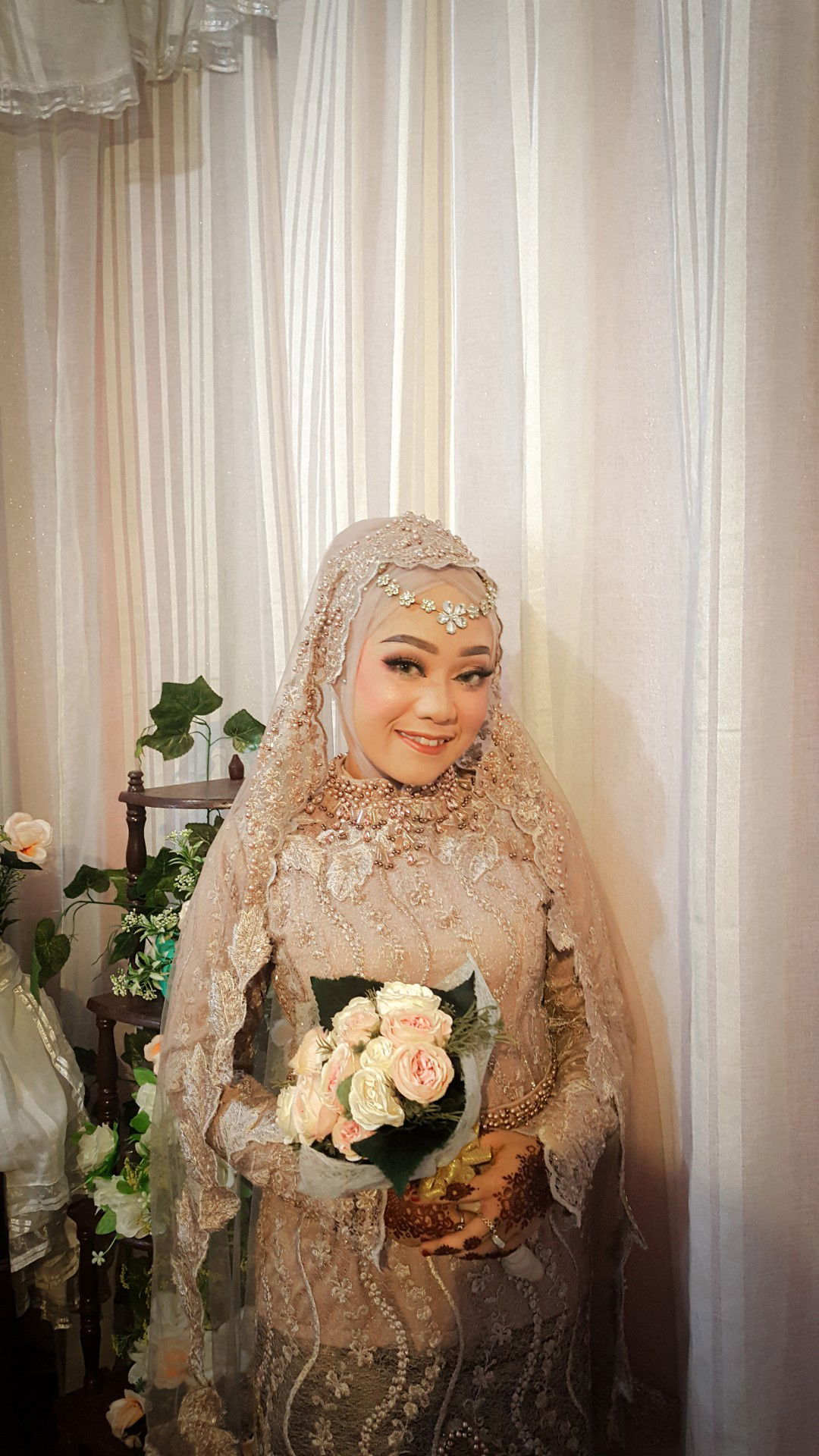 Indah Permata sari profile icon