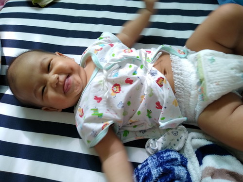 น้องยังไม่นั่ง