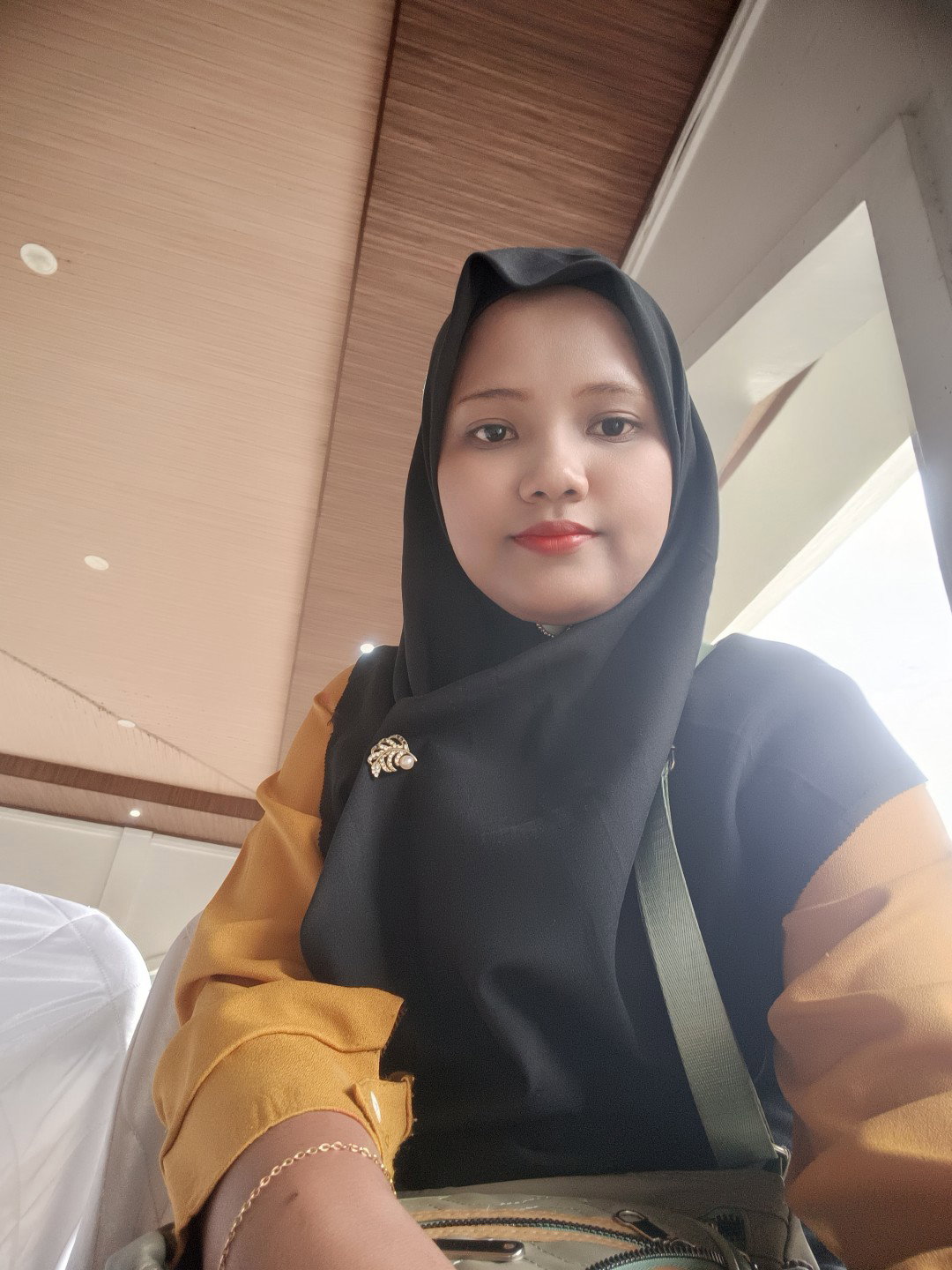 Fitria Sabransyah profile icon