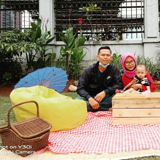 Melly Rusmiati profile icon