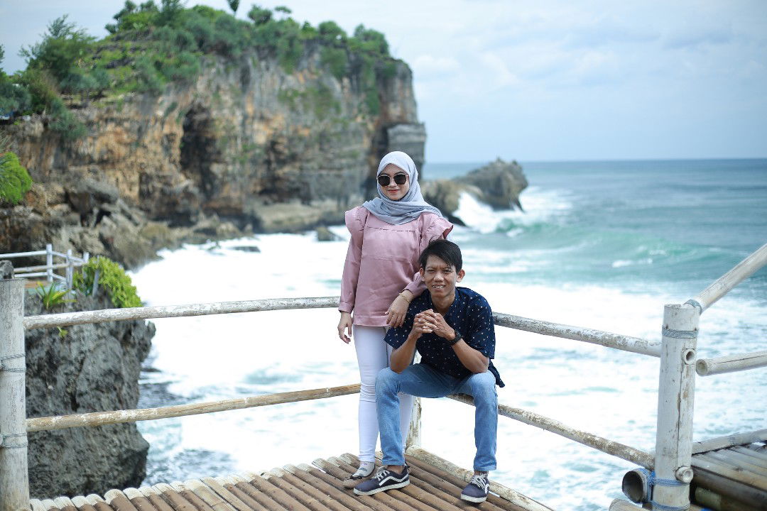 Aela Apriana profile icon