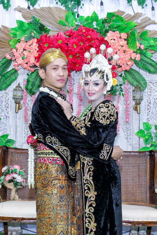 noorhayati surya basuki profile icon