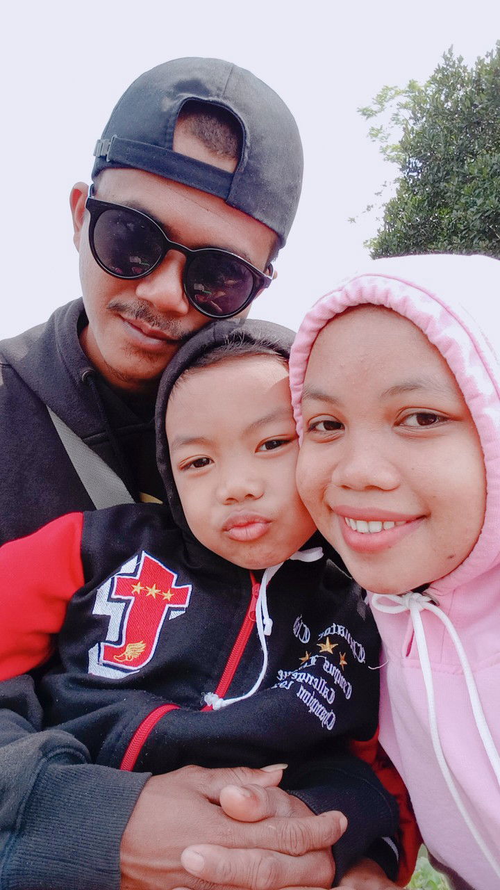 Ny.Renii profile icon