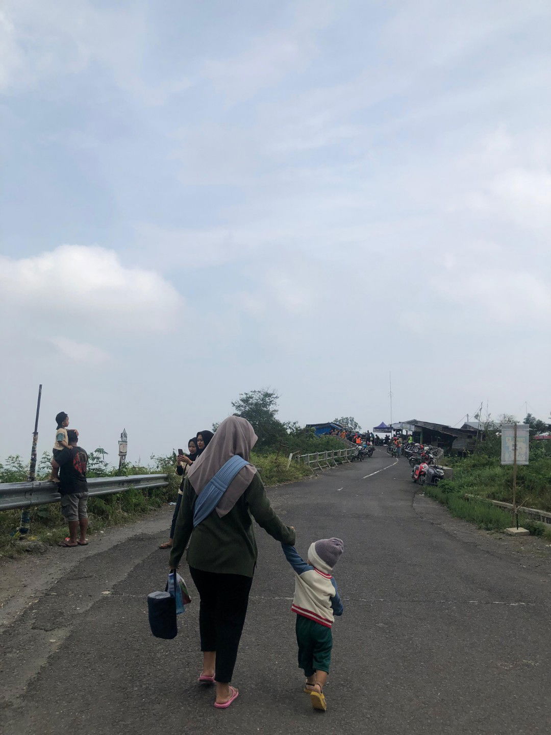 lusi hidayah profile icon