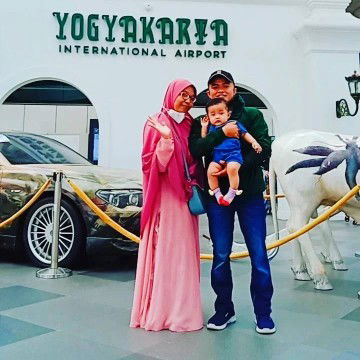 Aurilia Azahra profile icon