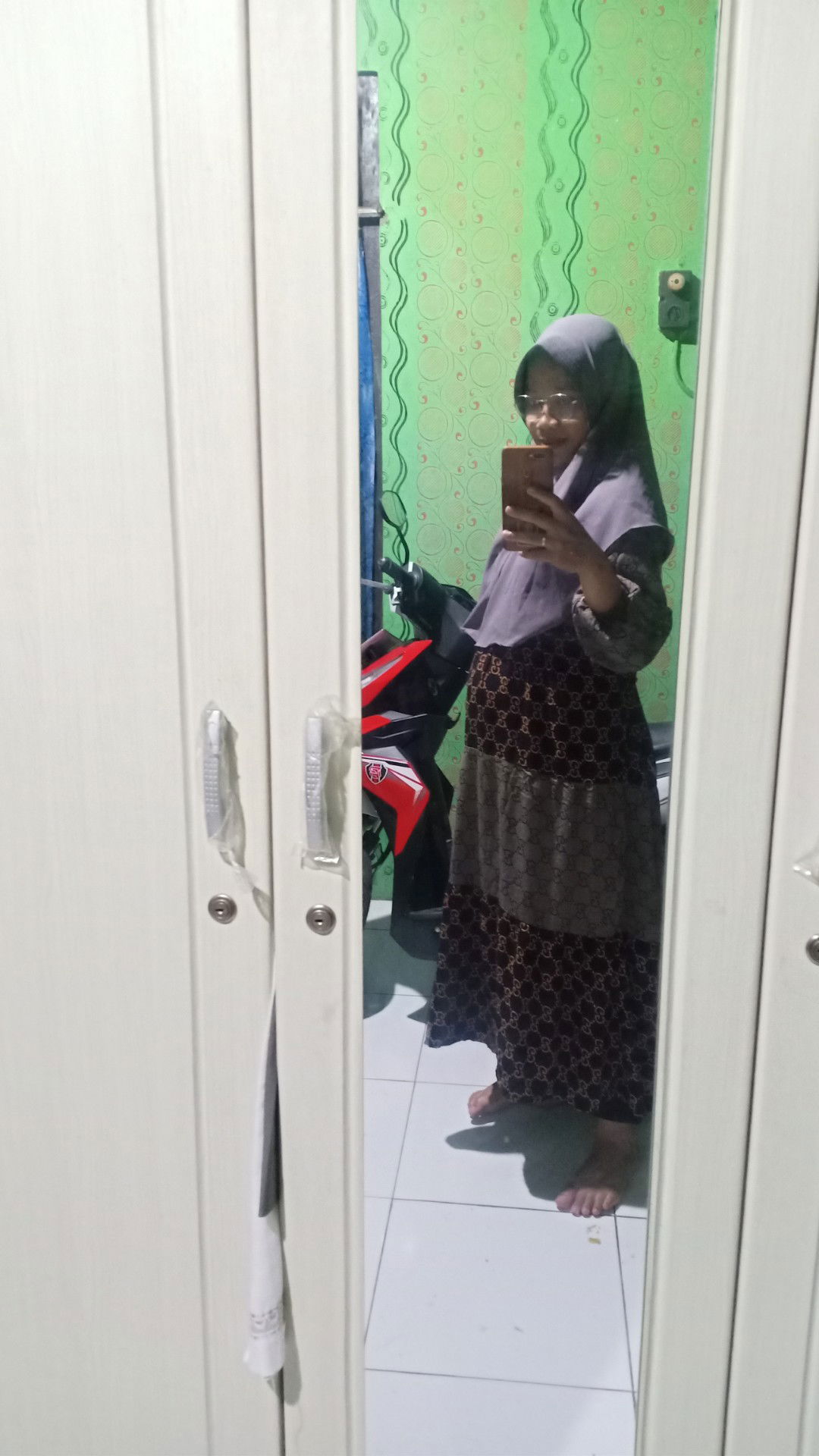 Tatik Restiyani profile icon