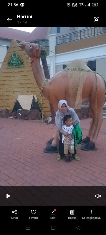 Ulfa pratiwi profile icon