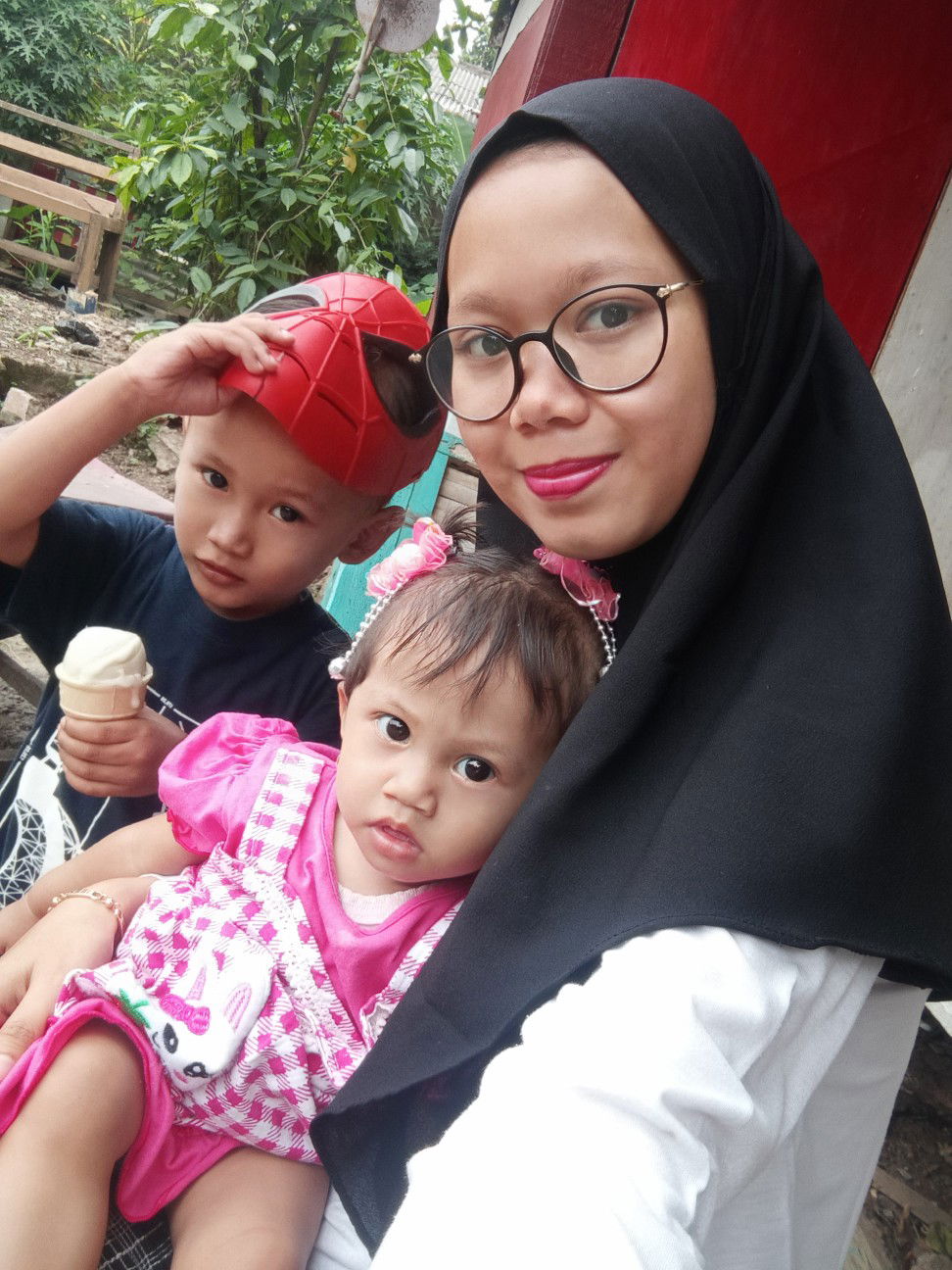 Rani Ratnasari profile icon