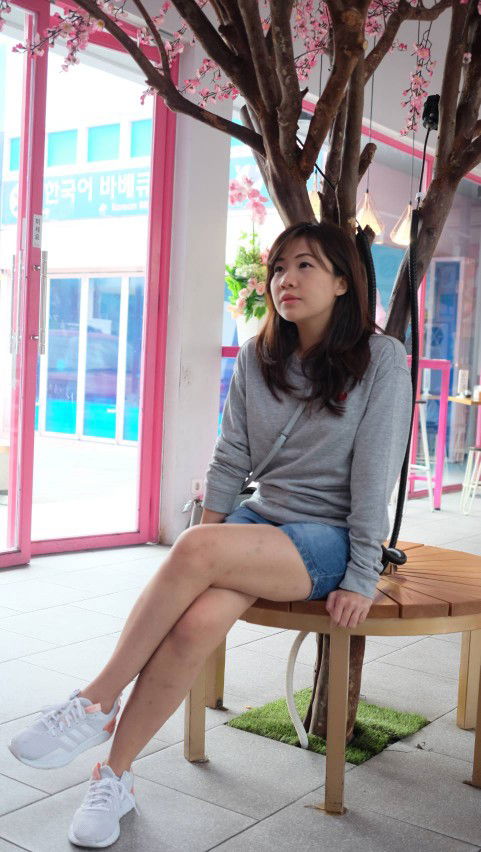 Yenny Setyarini profile icon