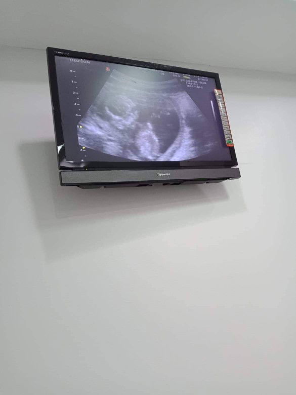 Pleng Sarinya profile icon