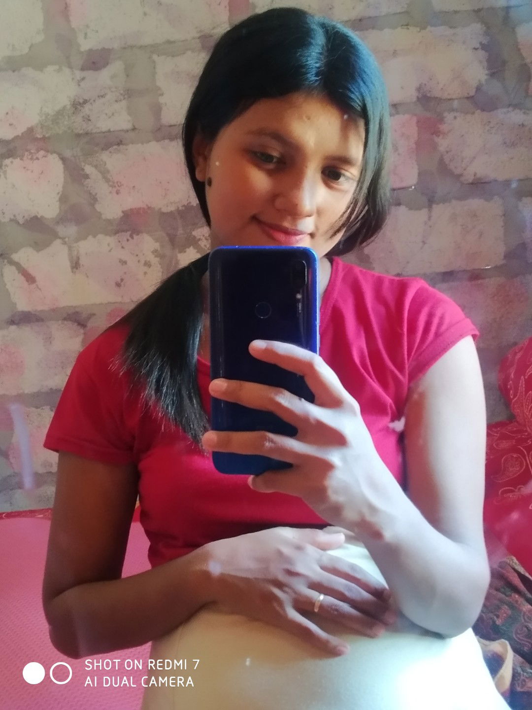 Elisabet adu profile icon