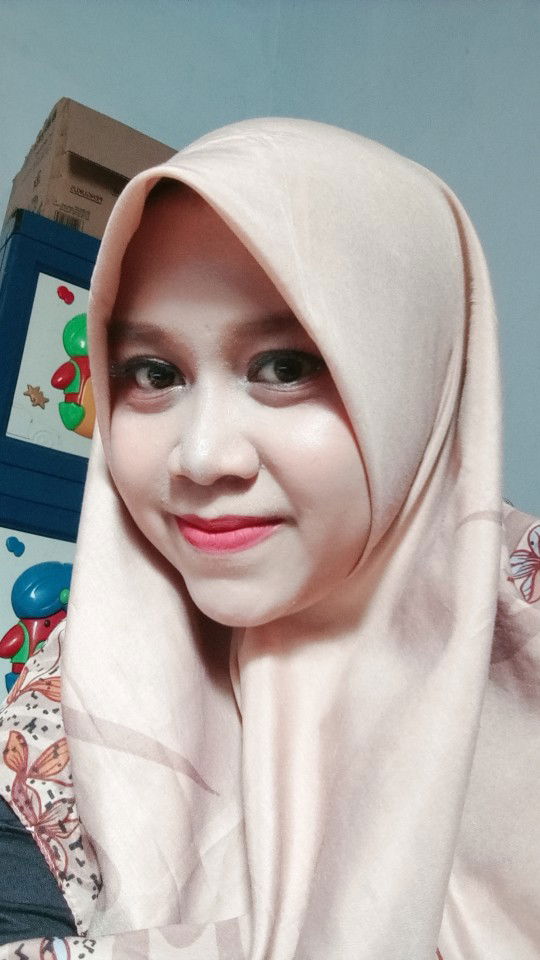 santi haryani profile icon