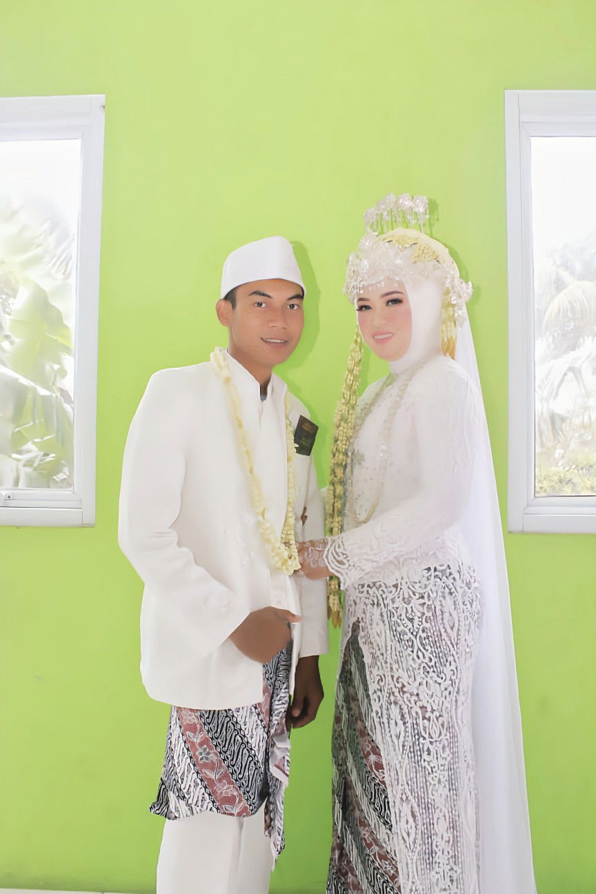 novita safitri profile icon