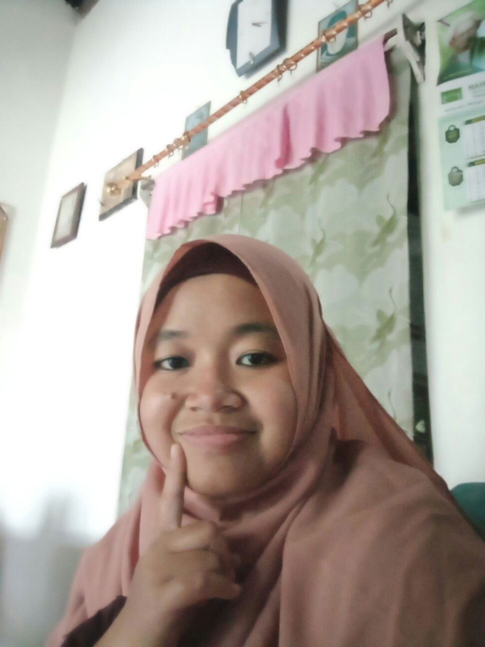 wahidatul Mufarohah profile icon