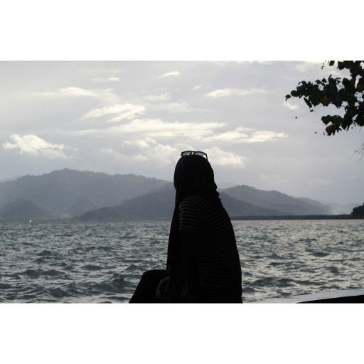 Resti Anggraini profile icon