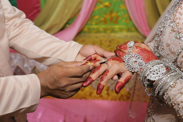 fitri yanti profile icon