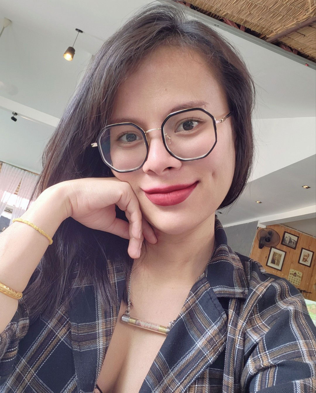 ketsarin profile icon