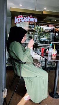 tivanny priska profile icon